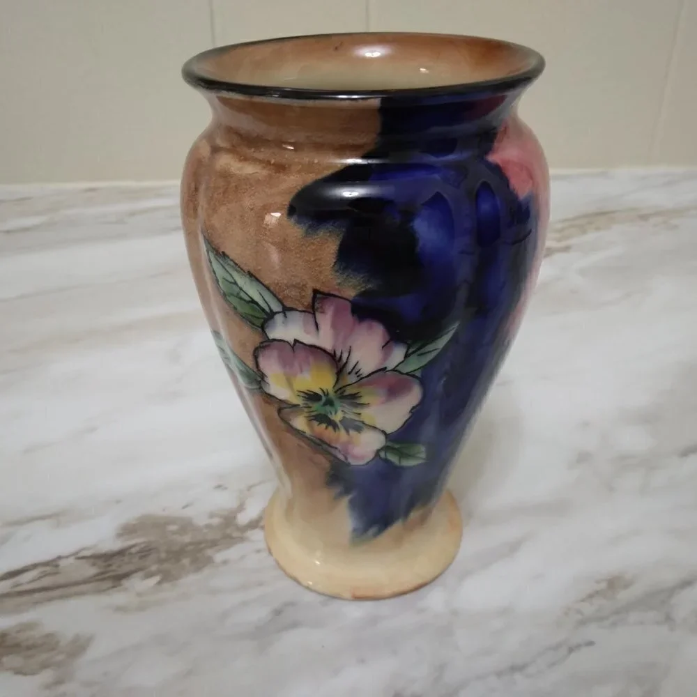 Vintage Tunstall Viola Posy Vase Made in England